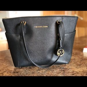 MICHAEL Michael Kors jet set tote
